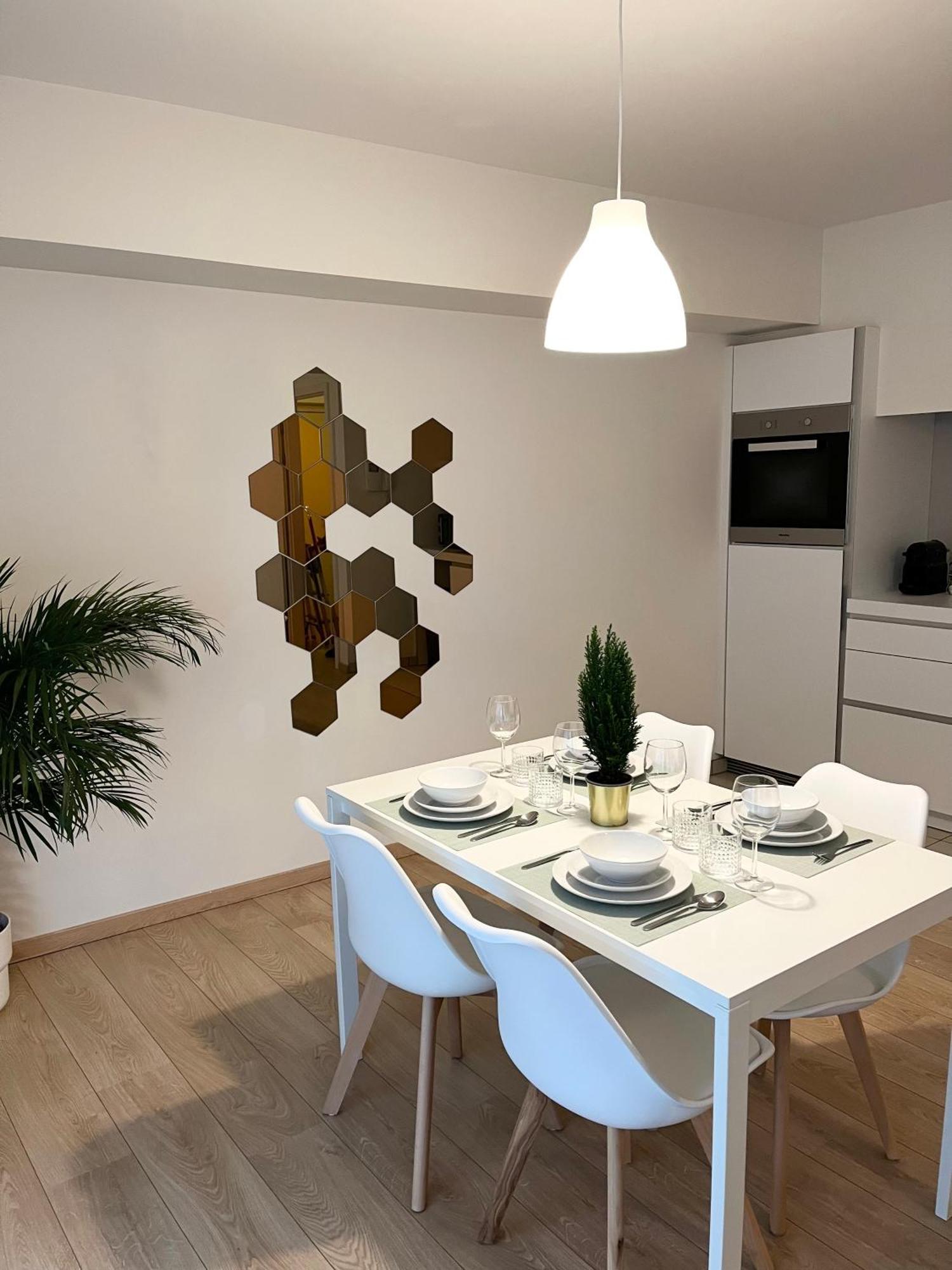 Elegant Flat - Center Of Brussels Apartment ภายนอก รูปภาพ